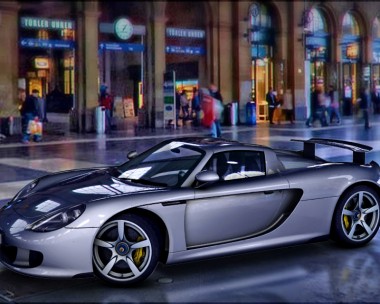 CG rendering of Porsche 911 Carrera GT